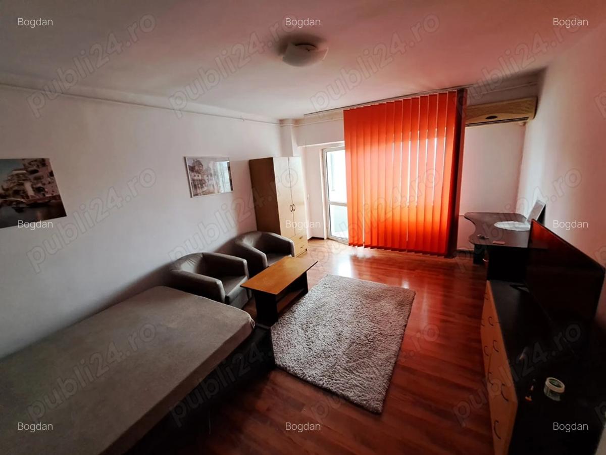 Inchiriez grasoniera Vitan Mall - 1