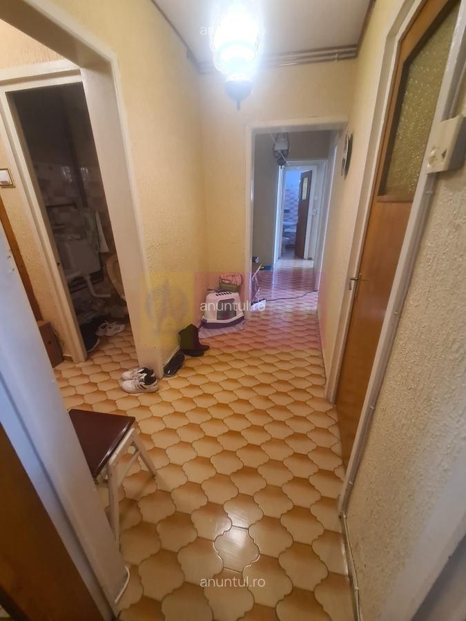 Apartament cu 3 camere de vanzare in Sinaia - 17