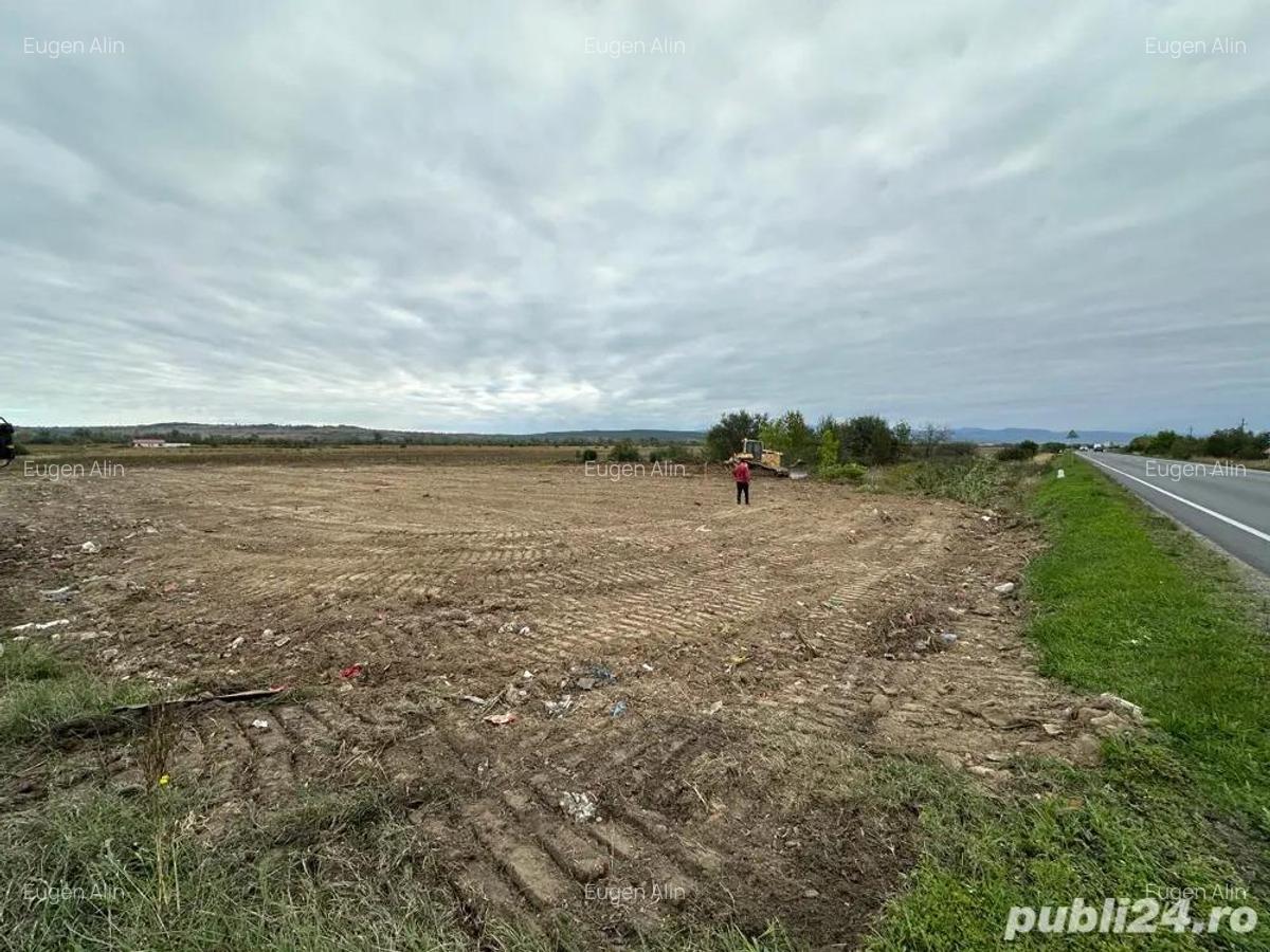 Teren extravilan pe E70 - 1