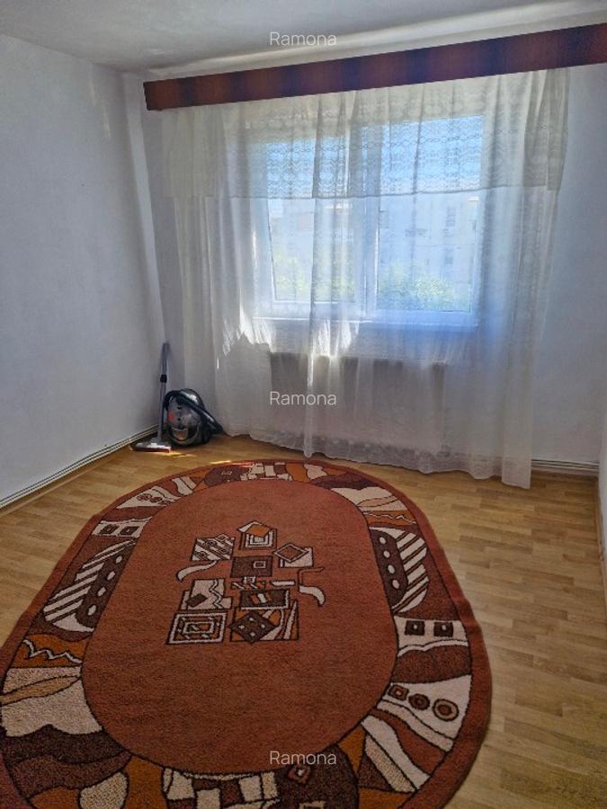 Apartament 3 camere semidecomandat - 6