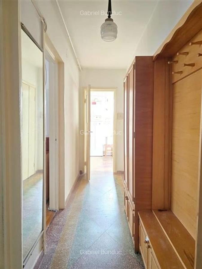 Apartament 3 camere, zona Astra - 14