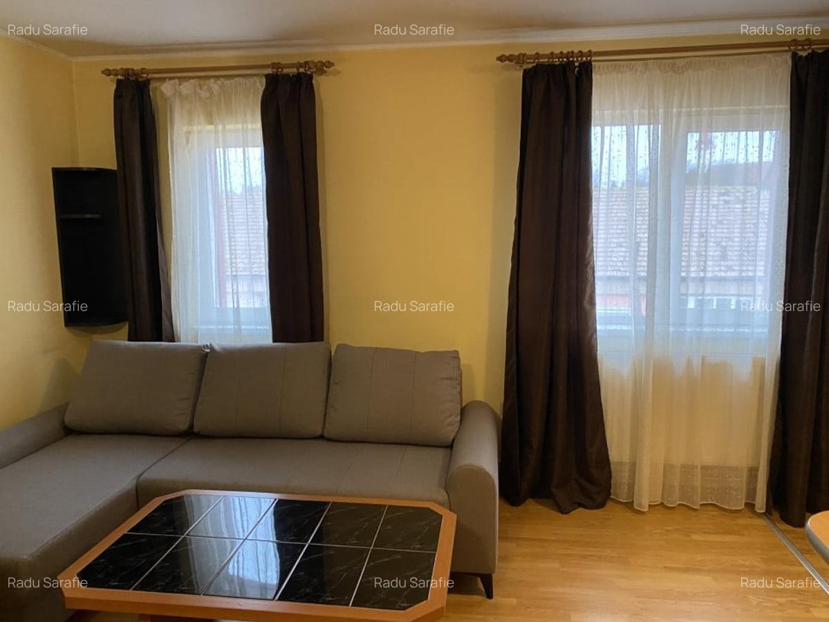 Apartament tip mansarda 2 camere strand str barsei - 2