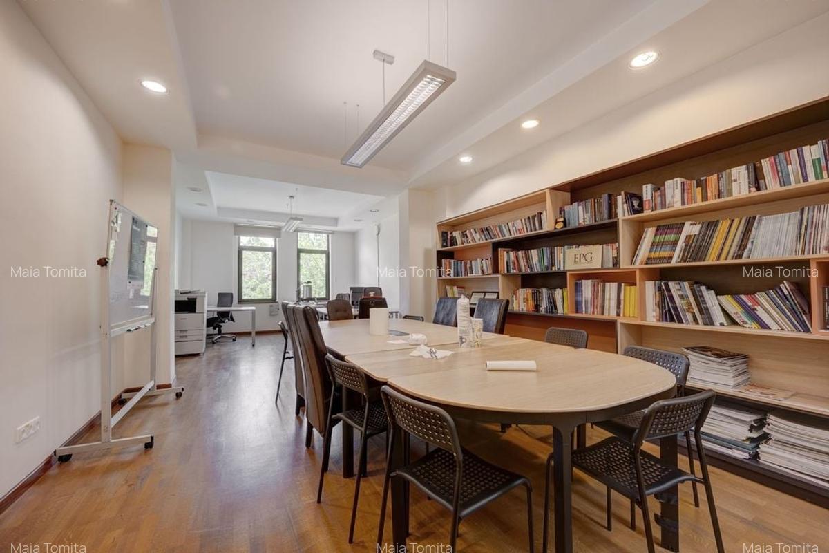 Vilă de vânzare în inima Cotroceniului / Investiție cu potențial - 17