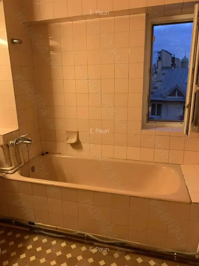 De inchiriat ultracentral apartament 3 camere decomandate - 8