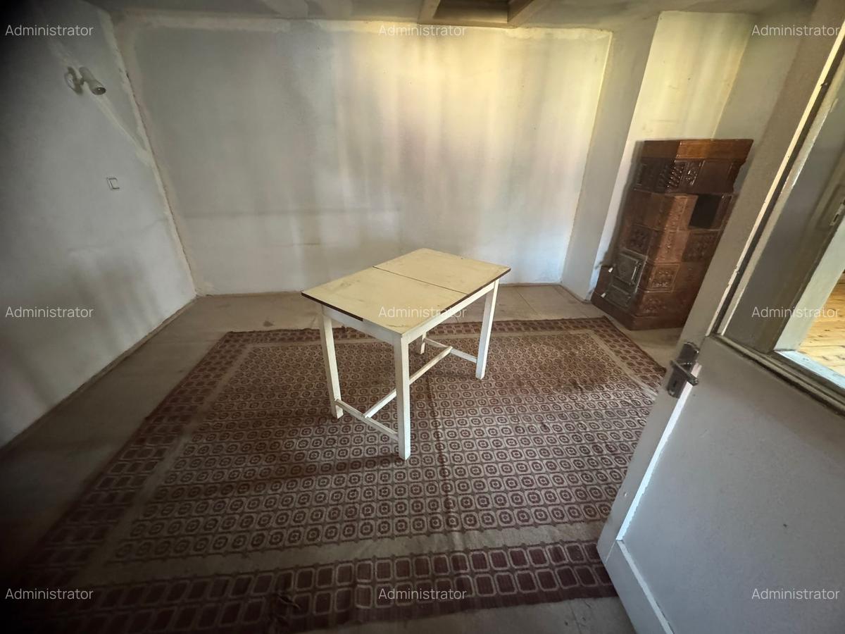 Apartament in vilă+garsoniera+teren centru - 7