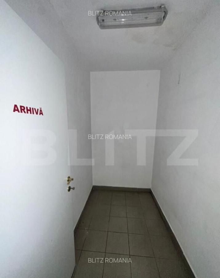 Spatiu comercial de inchiriat -130 mp - Liceul auto Deva - 8 Spatiu comercial de inchiriat -130 mp - Liceul auto Deva - 8