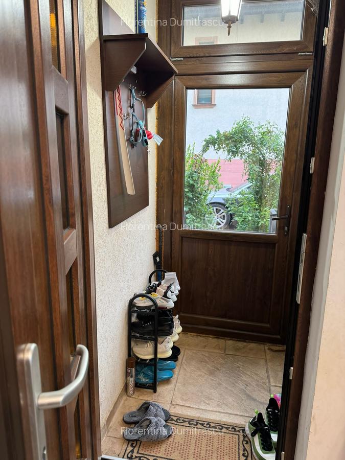Vila Tunari, mobilata si utilata complet  cu foarte mult bun gust - 12