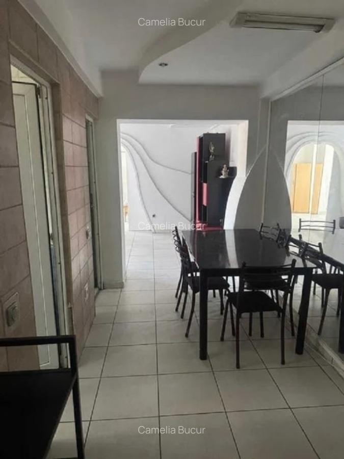 Apartament cu 3 camere - zona Tudor Vladimirescu - 1