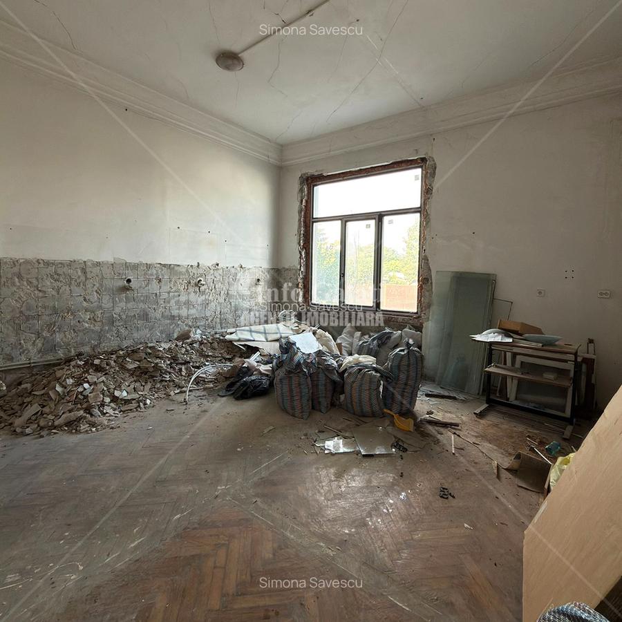 | Apartament cu 2 camere la Casa | Strada Traian | 85 mp | - 4