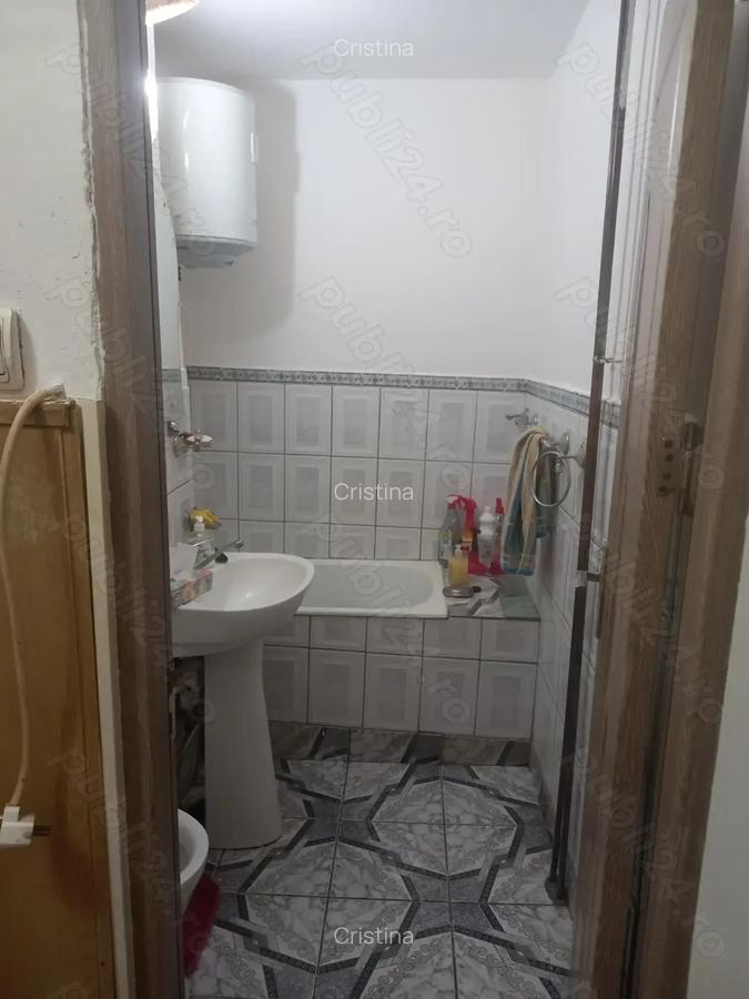 Inchiriez apartament 2 camere zona autogara et 2 - 5