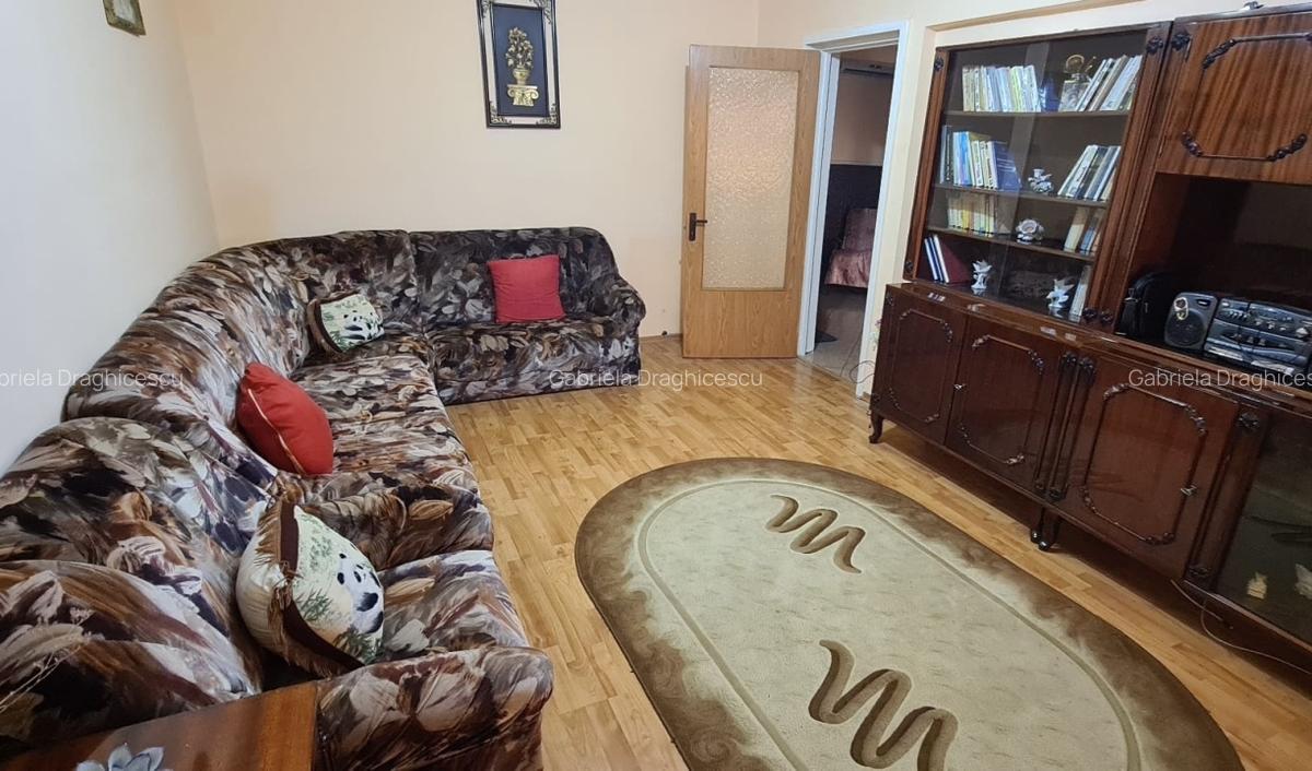 Apartament cu 3 camere decomandat, mobilat în Colentina - 2