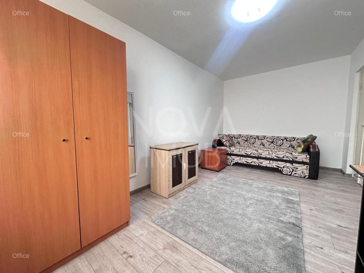 Garsoniera 28mp, parter, Strada Siretului - 1