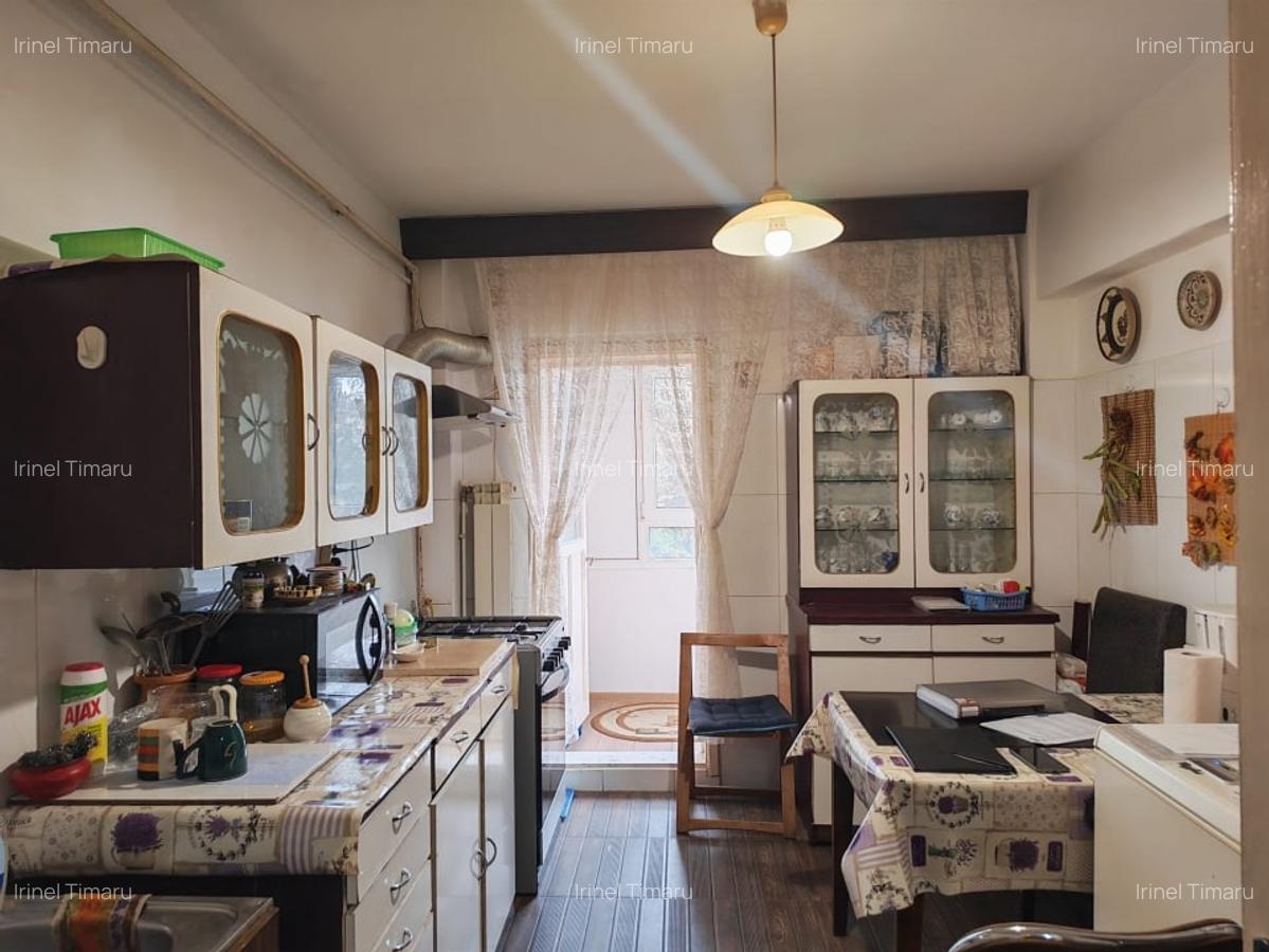 Apartament 3 camere str Emil Racovita - 1
