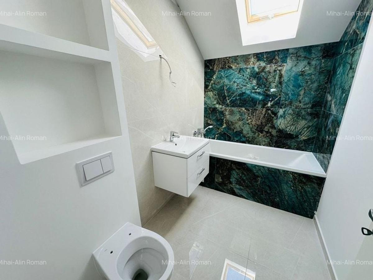 Langa ZONE2. Suprafata generoasa. Etajul 1. - 4