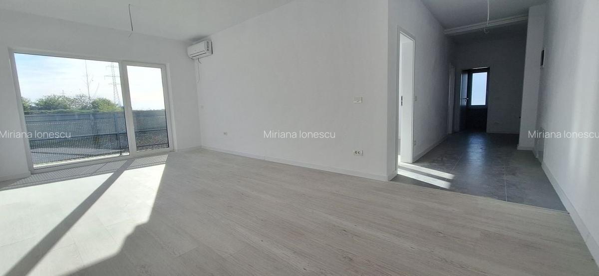 Apartament cu 3 camere decomandat în Torontalului - 16
