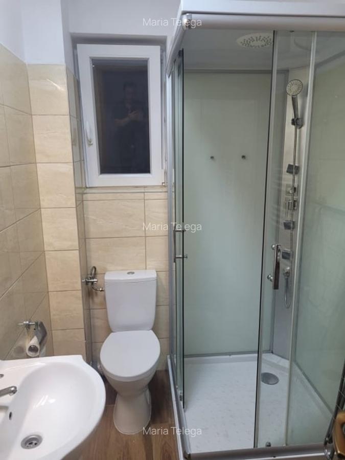 Apartament cu 2 camere decomandat, mobilat în Tractorul - 9