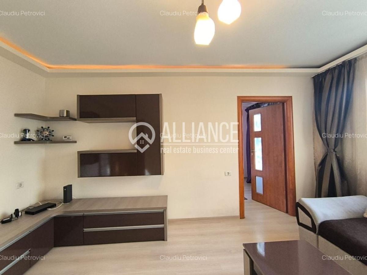 CENTRU COLONADELOR(cod03) - 2 Camere luminoase ! - 2