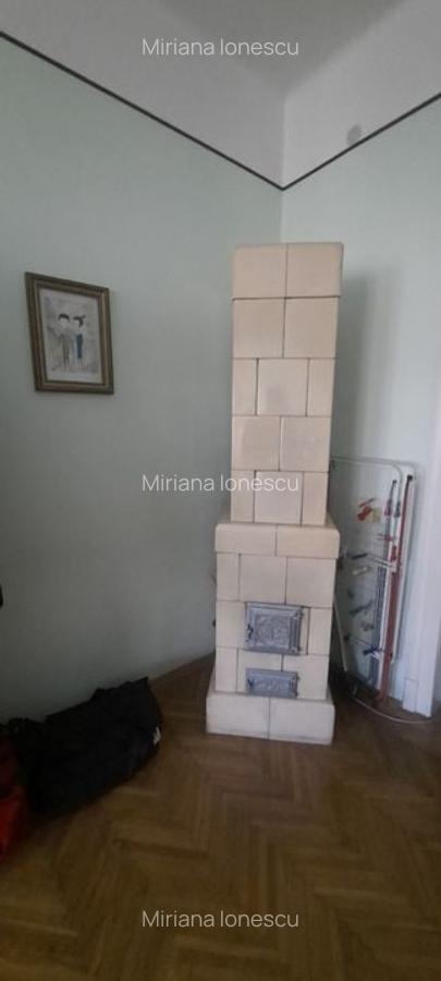 Apartament cu 4 camere semidecomandat în P-ța Victoriei - 5