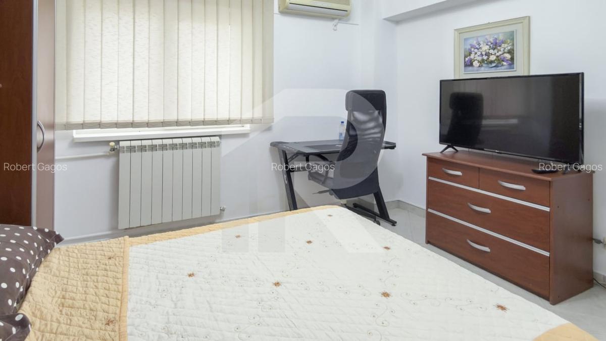 Vanzare apartament 3 camere – Ultracentral, Bloc Scala, Bd. Magheru - 11