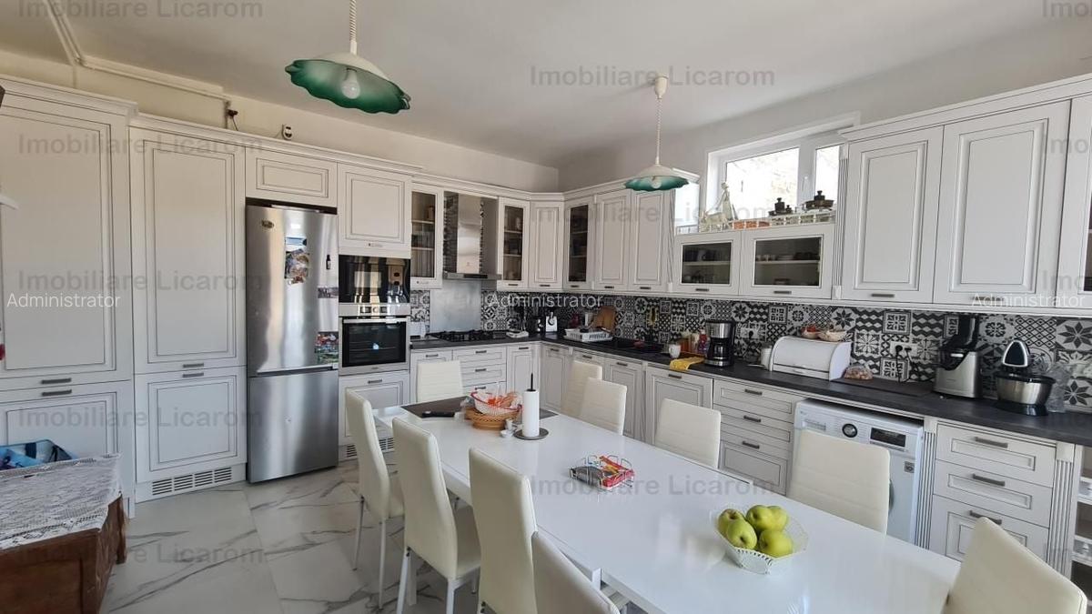 Apartament cu 3 camere decomandat, mobilat în Centrul Istoric - 4
