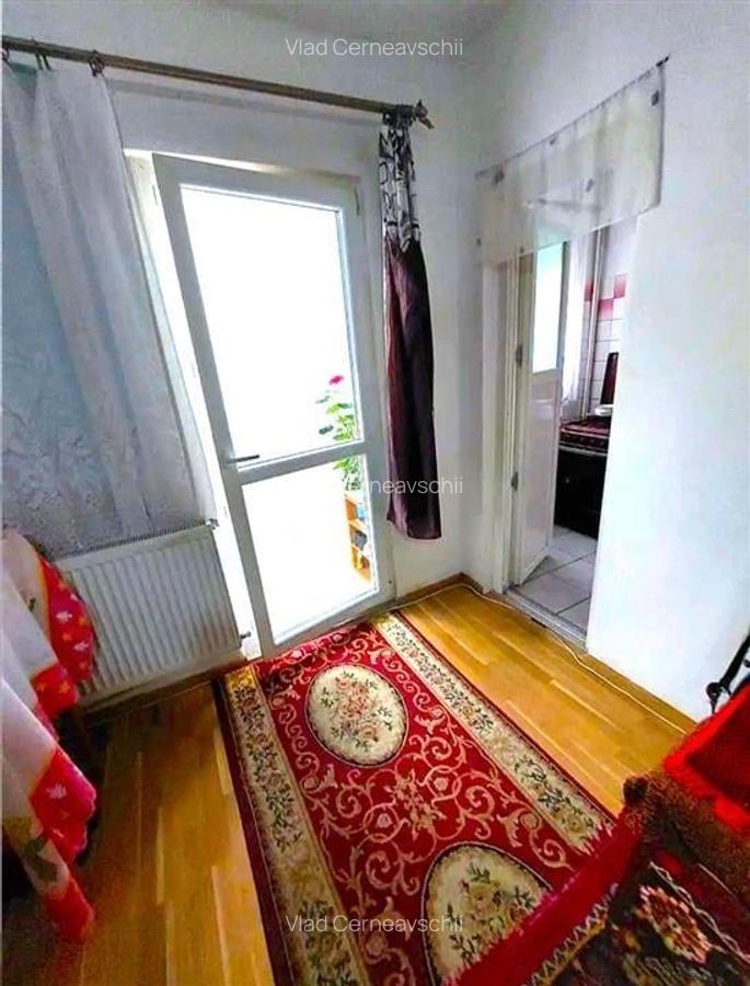 Garsoniera Arad zona Micalaca confort 1 - 2