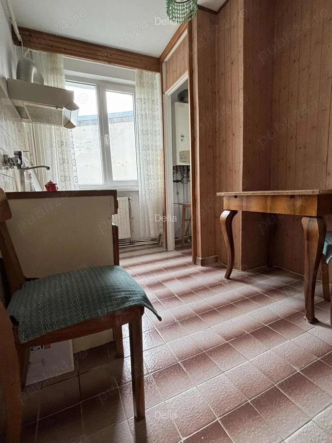 Apartament Centru - etaj 3 din 4 - 6