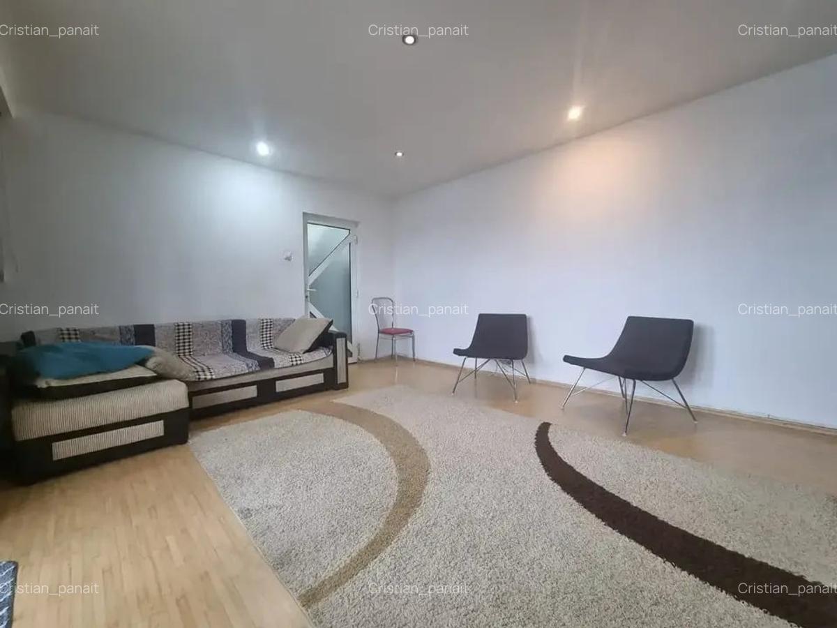 Apartament cu 2 camere decomandat în Nerva Traian - 1