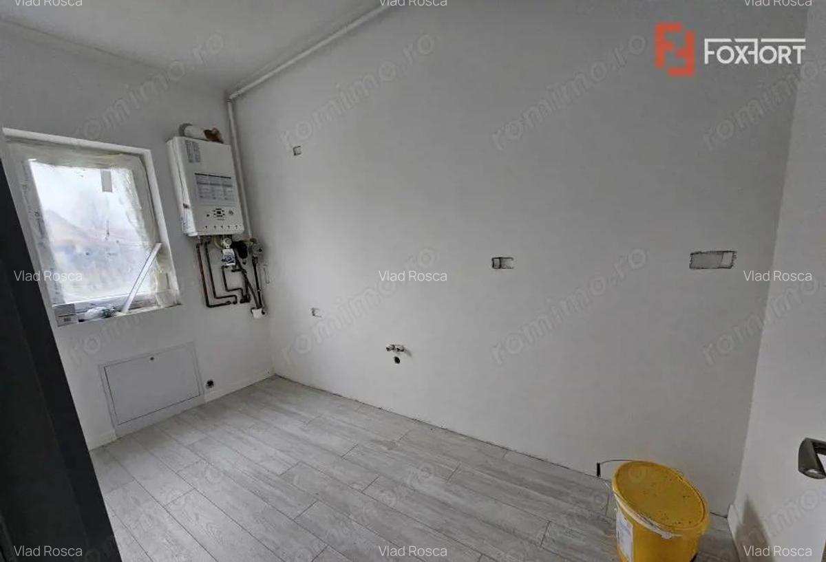 Apartament cu 3 camere de vanzare in Arad, zona Gradiste - 4
