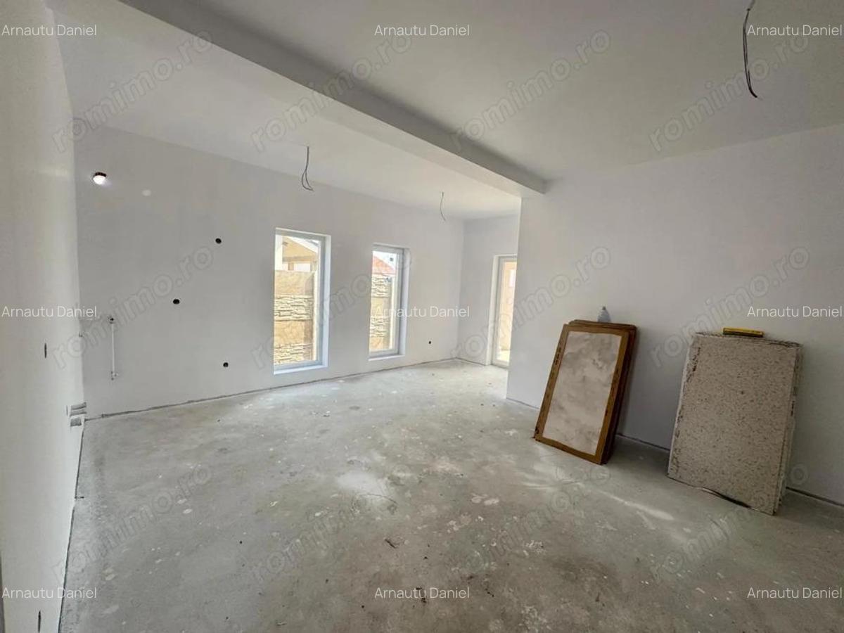 Duplex pe parter in Albina Despartit prin baie 97.500 Euro - 5