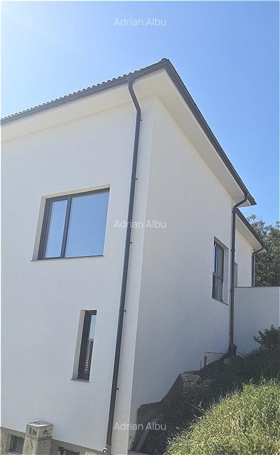 Casa cuplata, 168 mp utili, teren 200 mp - Dambul-Rotund - 2