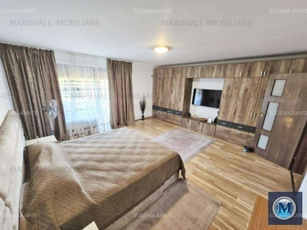 Casă cu 6 camere în P-ța Mihai Viteazu - 9