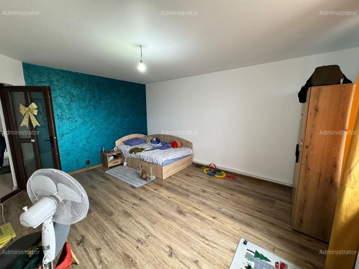 Vanzare Casa P+1 zona KM 5 - 4