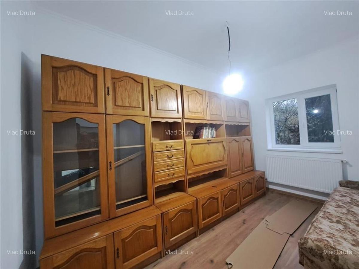 Apartament cu 3 camere decomandat în Voivozi (Popești) - 5