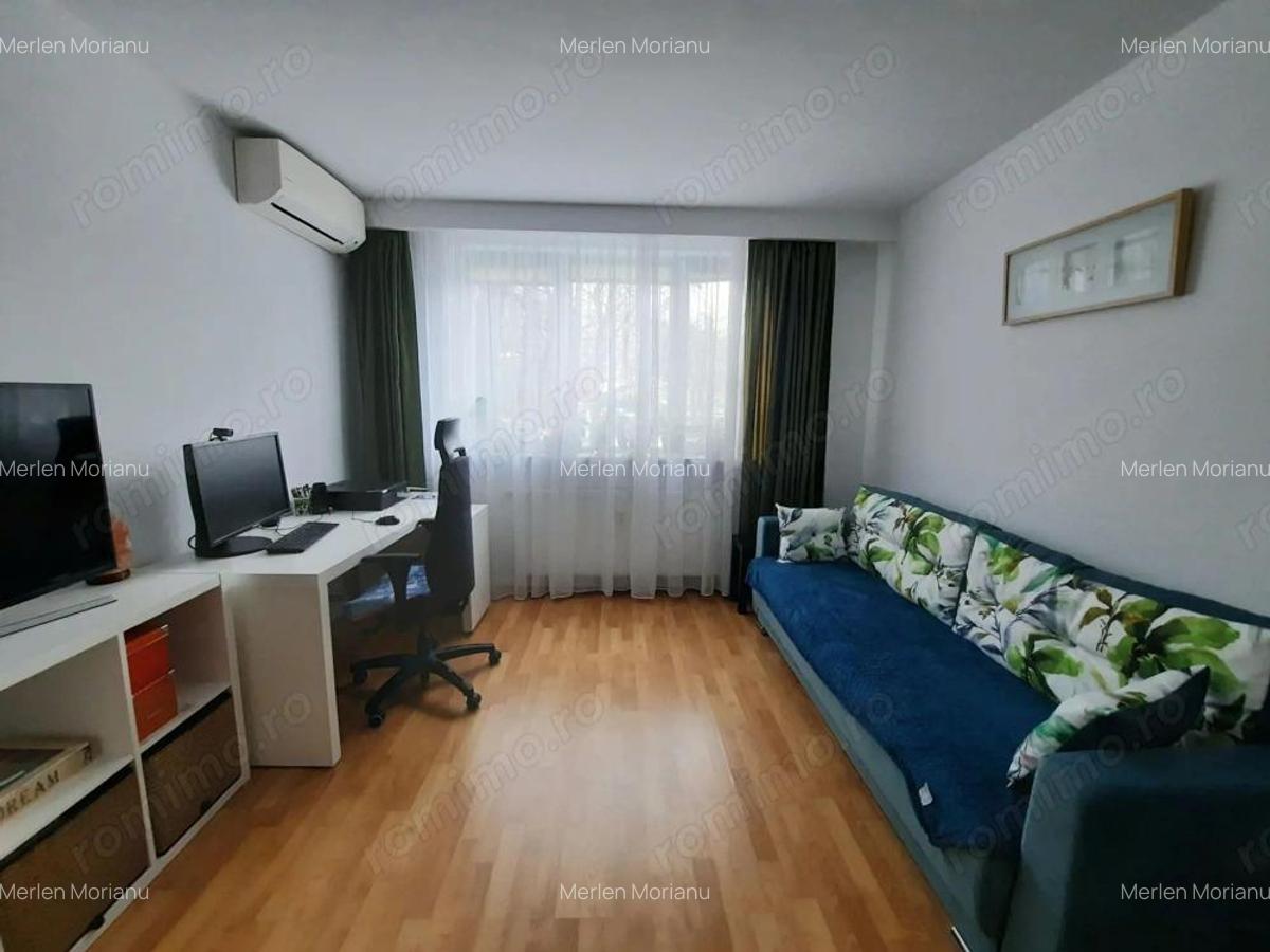 Vanzare Garsoniera luminoasa pretabil sediu firma, Titan-Camil Ressu, Park Lake - 2