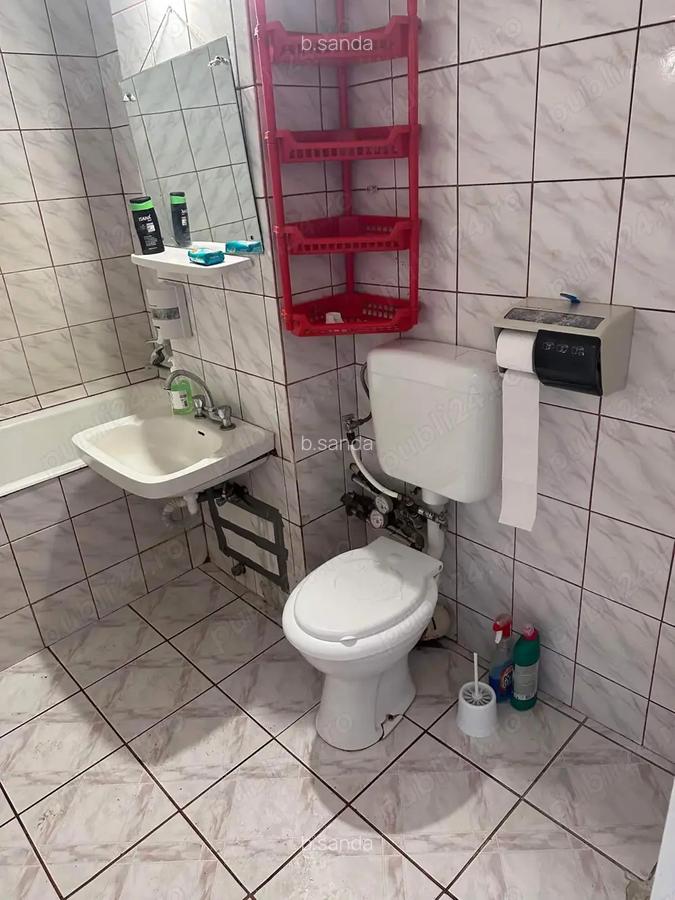 Vand apartament 2 camere, zona Nufarul - 9