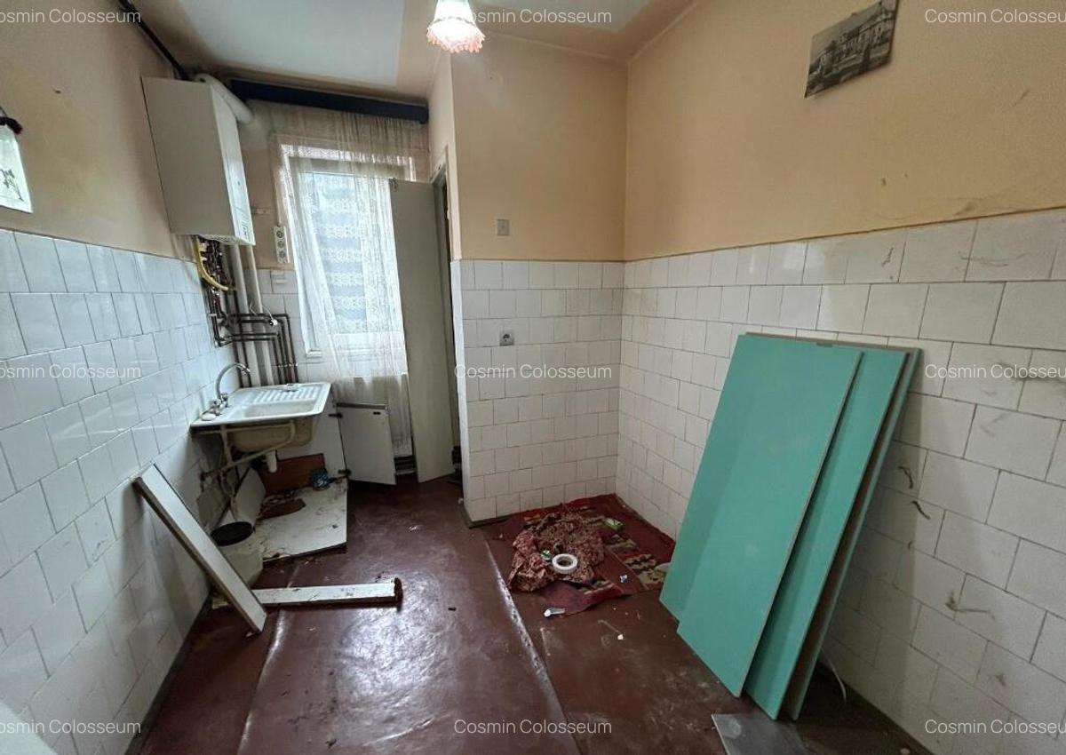 Apartament de renovat, etaj 2/4, semidecomandat, spatios, zona Faget! - 4