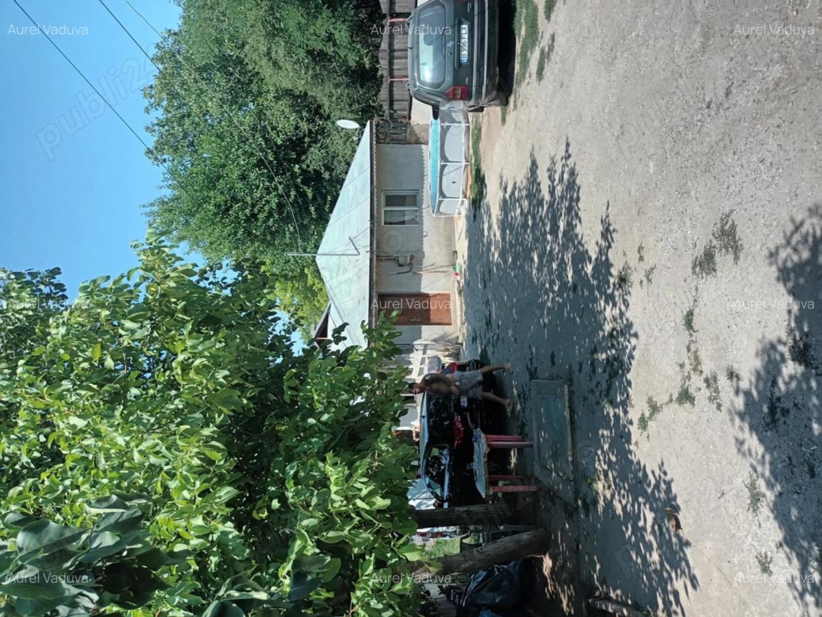 Vind casa in giule?t sct 1 casa are 5 camere baie bucatarie zona lini?tita ?i curat - 3