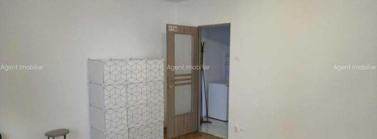 Obor metrou bloc acr etaj 5 - 2
