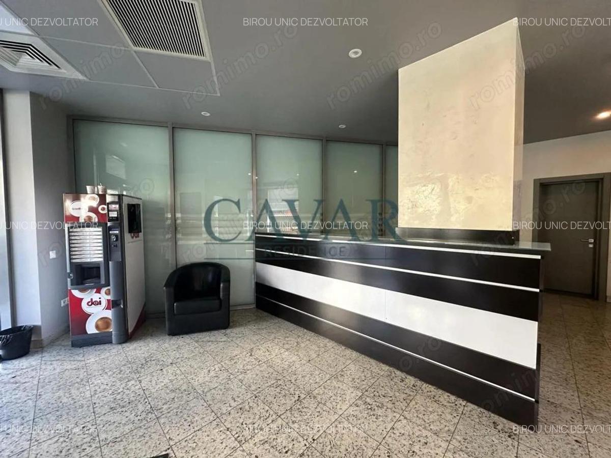 Spatiu Comercial Stradal 2 Locuri de Parcare Comision 0% - 13