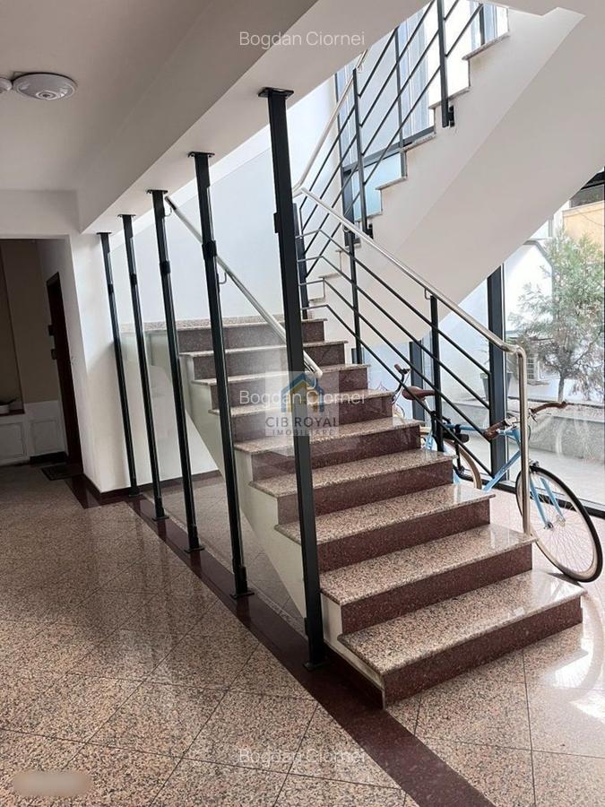 Inchiriez apt. 2 cam. Herastrau-Arcul de Triumf, Str. A. Constantinescu, parcare - 17
