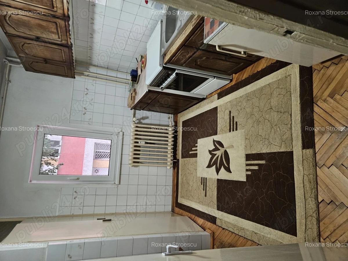 Inchiriez apartament cu 3 camere - 3