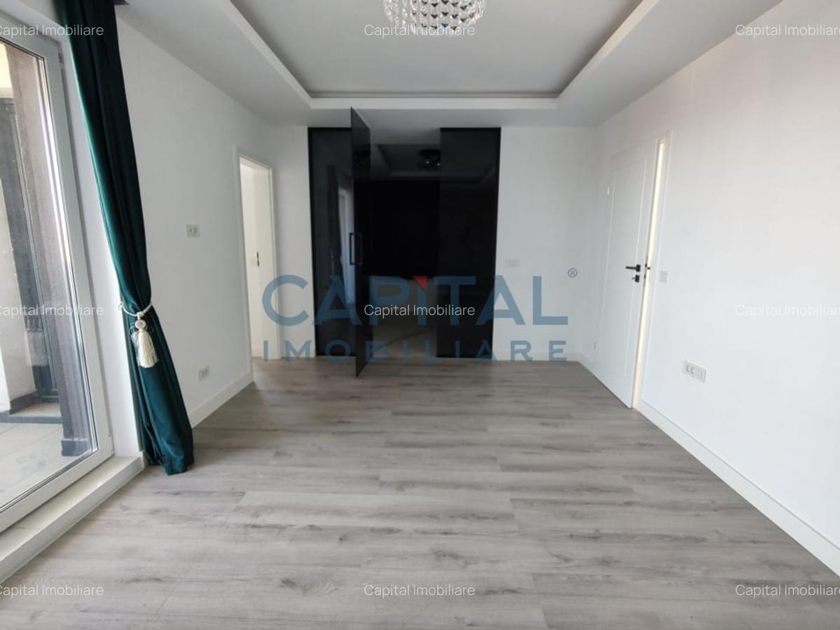 Apartament cu 5 camere decomandat, mobilat în Nufărul - 26