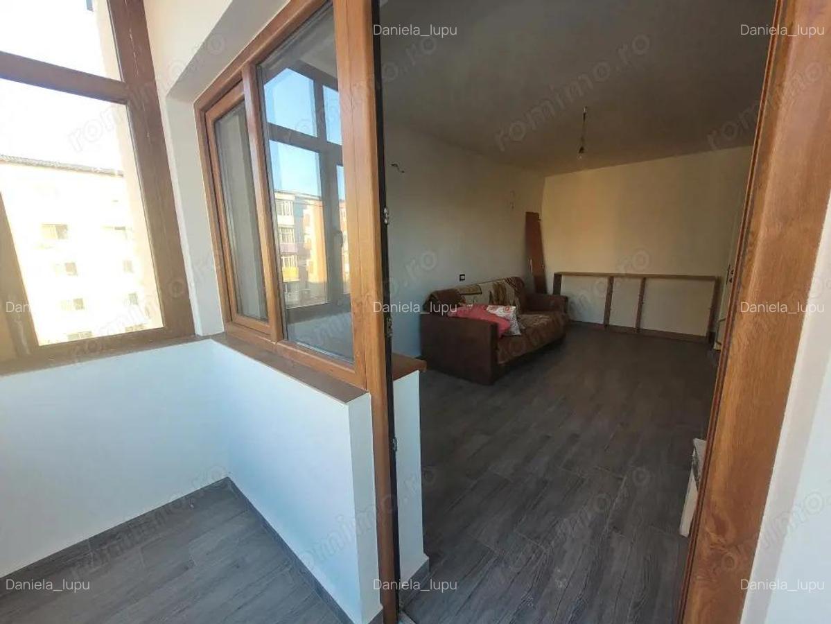 Vanzare apart. 2 camere, 62 mp, renovat, Targu Jiu, zona Debarcader - 4