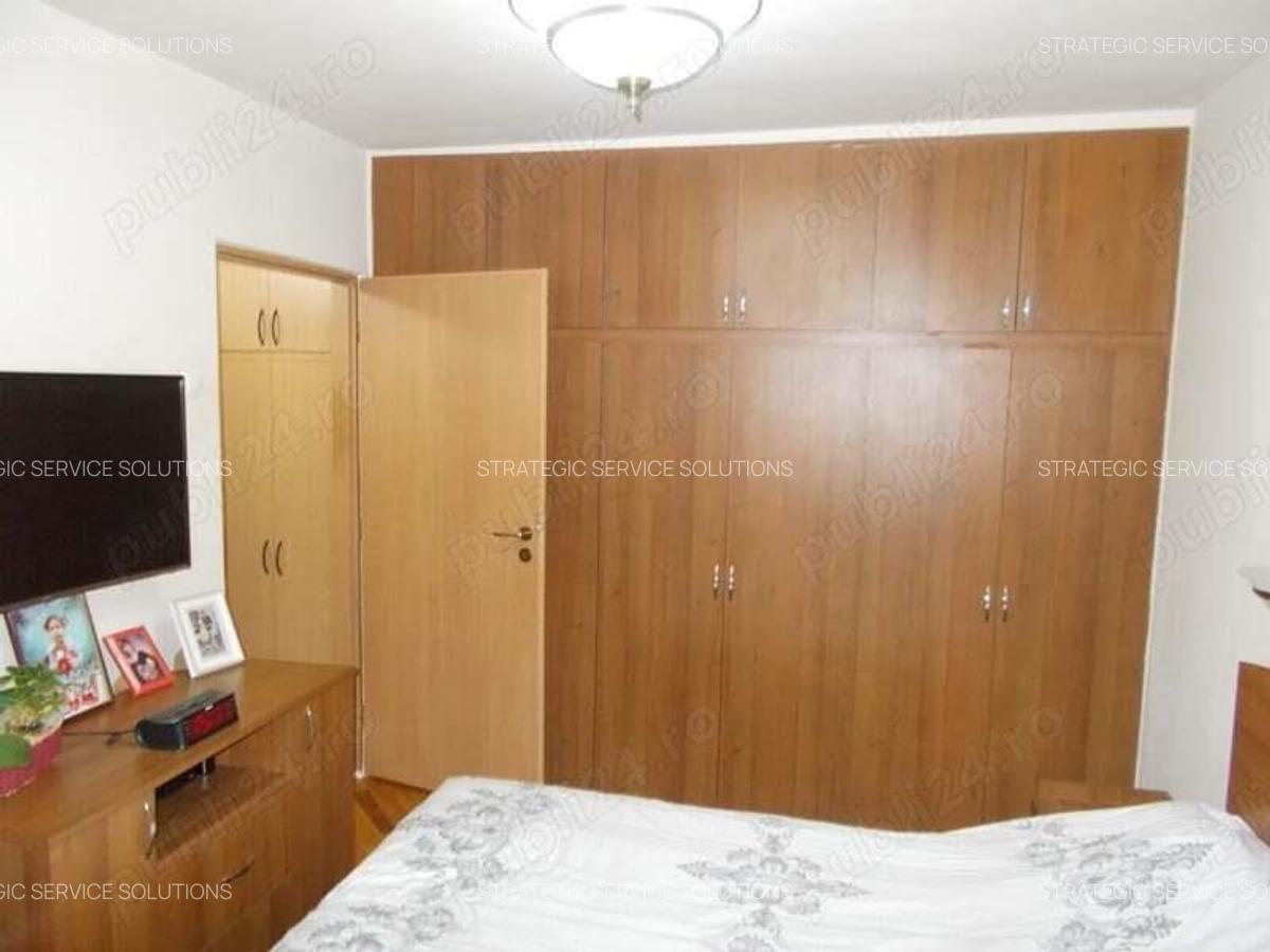 Apartament 3 camere decomandat, Timisoara, zona C. Martirilor, et. 4 acoperis, mobilat, utilat - 16