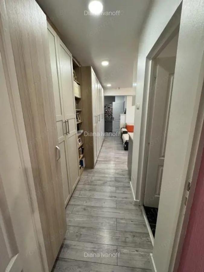 Apartament 3 camere, etaj 10, Republicii - 9