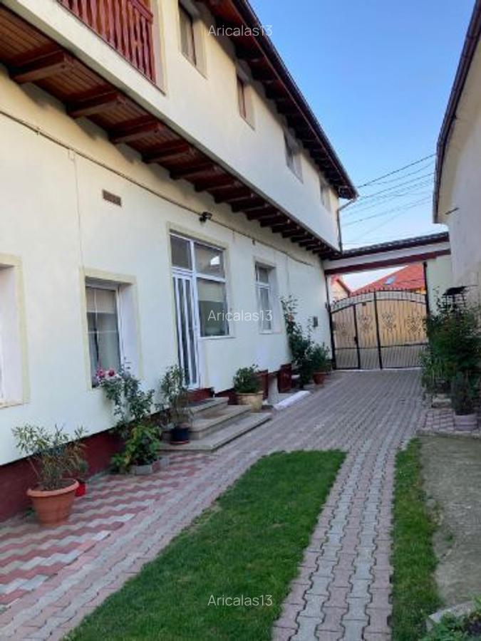 Casa de vanzare - Ghimbav - 1