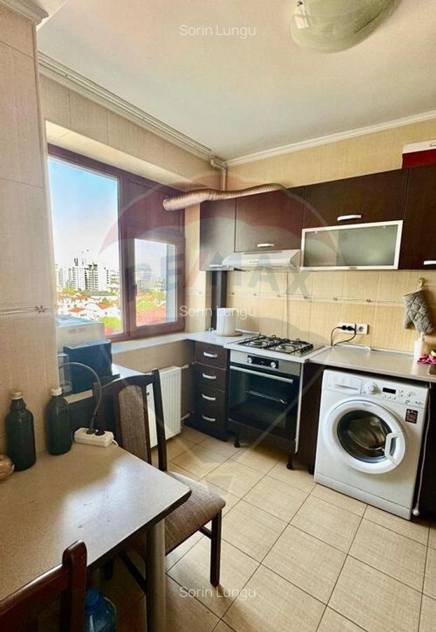 Apartament cu 3 camere de inchiriat in zona 1 Mai - 11