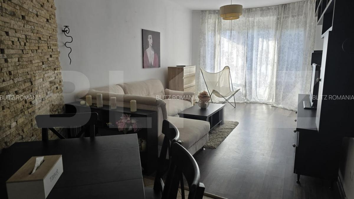 Apartament de vanzare, cu 2 camere, 73 mp, zona Burdea - 2