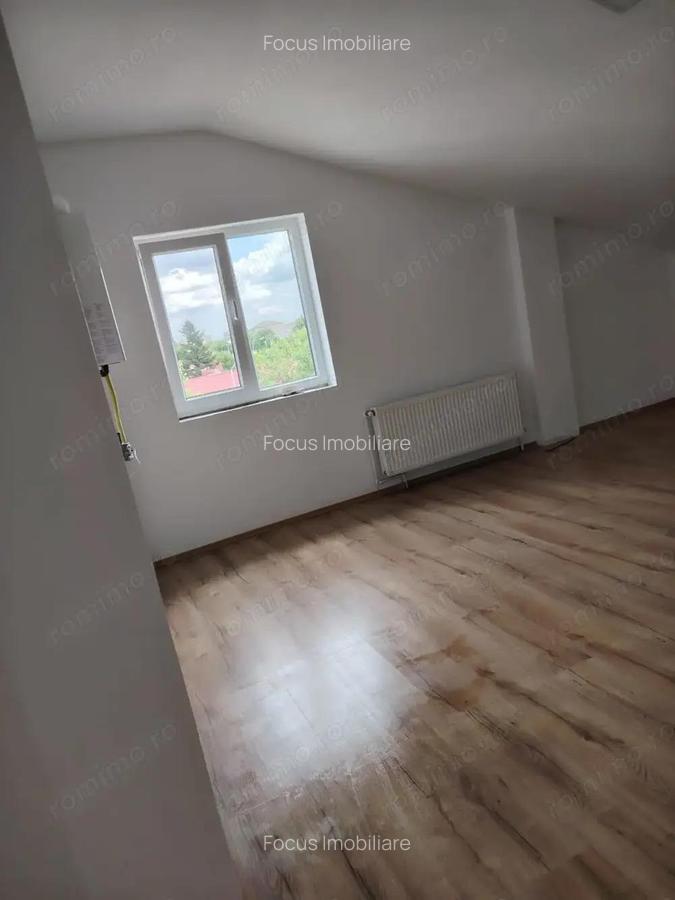Inchiriez apartament 3 camere Dambovita nemobilat - 2