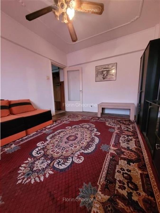 Apartament 2 camere, Decomandat, Vedere spre Casa de Cultura - 2